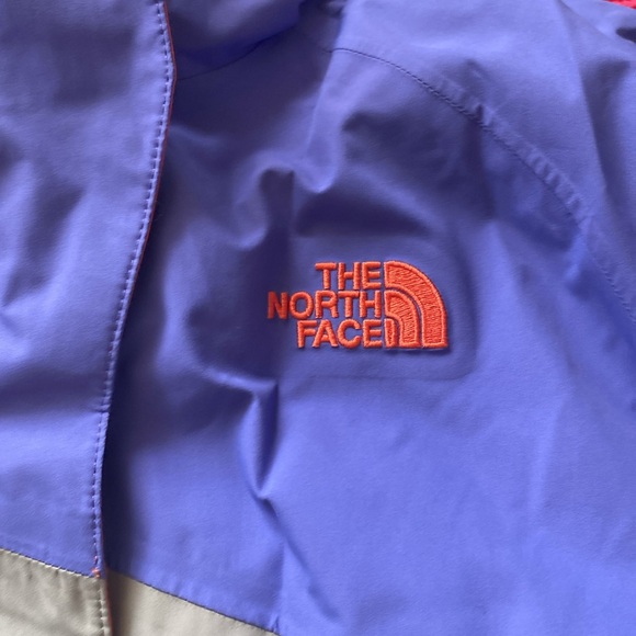 THE NORTH FACE TRICLIMATE WOMENS JACKET - Picture 2 of 11